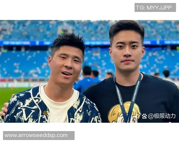 足球明星签名服装图片展示球迷心中的珍藏与热爱